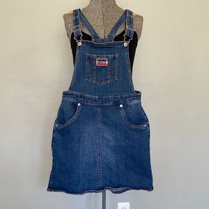 Girls Levi’s indigo stonewash Denim overall jumper size L